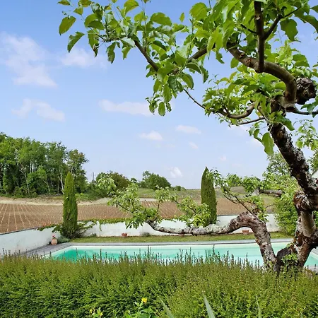 Les Charmes Holiday home *